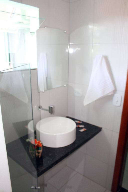 Oyo Apart Hotel Veleiros Santa Cruz Cabralia Phòng bức ảnh